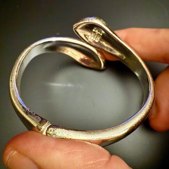 Robert Lee Morris SOHO Smoky Taupe Crystal Silver Bracelet - Picture 3 of 6